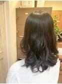 毛先のボリュームが可愛いデジタルパーマ