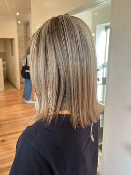 ビアンカ カマクラ(bianca) 《シャドウルーツ》