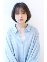 オーロ(ORO) 透明感アッシュブラック大人ボブ