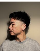 シュールトルワ(SUR TROIS)&nbsp;フェードカット