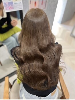 ダリー 菊水店(Dali)の写真/髪の内部から補修し、髪の芯から輝く美艶ヘアに♪カラーやパーマで傷んだ髪の毛も、指通りの良い艶髪に★