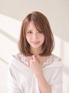 カミガミ 栄(KAMIGAMI) 韓国ナチュラルボブ×シアーベージュ