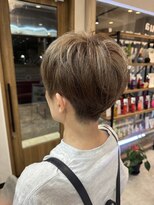 ジャストビューティサンク 上大岡(Just Beauty CiNQ)&nbsp;ショート×襟足刈り上げ×白髪ぼかしハイライト