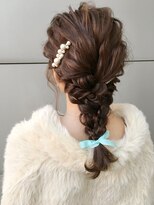 クラウン ヘアー(CLOWN hair)&nbsp;編み込みダウンスタイル