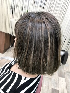 ヘアーサロン イルア 北越谷(hair salon I'LUNA) ハイアンドローライトボブ