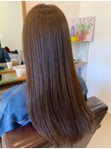 韓国艶髪大人レイヤーロングシンプルストレートグレーベージュ