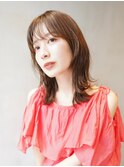 ミディアムレイヤーボブ顔まわりレイヤー透明感ベージュ