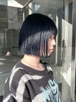 ヲタク(wotaku.)&nbsp;ネイビーブルーケアブリーチ切りっぱなしボブブルーカラー