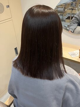 ピピバイヨーク(pipi, by yoke.) 艶髪ストレート/透明感カラーナチュラルブラウン