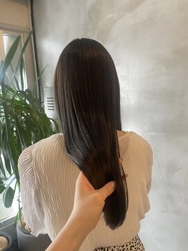 リリアーナ(LILIANA) カラー/髪質改善/イルミナカラー/アッシュブラウン