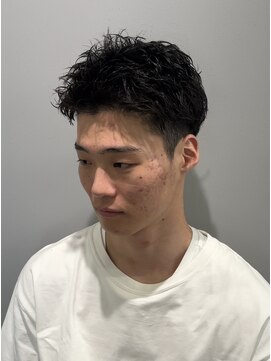 フライ 東通り店(Frei) スパイキーピンパーマ