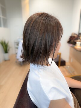 ハル(haru) 外ハネヘア