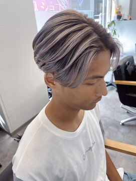 メンズサロン キング 梅田店(Men’s salon K!ng) 波巻きツイストスパイラルパーマ/フェザーパーマ/眉毛