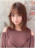 大人可愛いふんわりミディアムカールスタイル