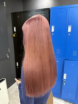 ホワイト 梅田(white) ピンクベージュカラー>