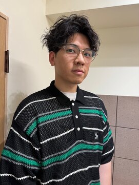 フイ(HUI) メンズカット!ツイスパ×波巻きパーマで爽やかイメチェン