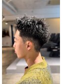 スパイキーショート
