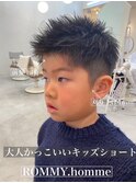 キッズカット男の子アクティブショート小顔前髪上げ小学生入学式