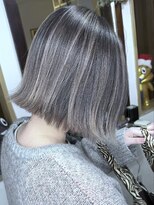 ブレイズヘアー(BLAZEhair)&nbsp;【＋長持ち】ミルクティグレージュバレイヤージュ×ブリーチ１回