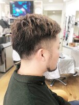 トゥエンティーフォー(24)&nbsp;アップバング刈り上げツートン
