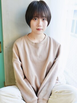 バース(BIRTH) 天神【BIRTH】似合わせカットマニッシュショートネイビーカラー