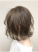 N.カーキアッシュ