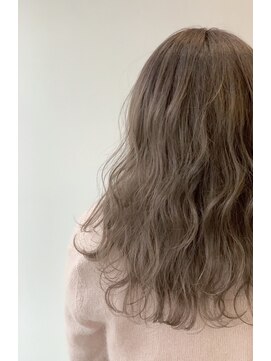 ジーナ 梅田(Zina) ☆Zina梅田☆透明感ミルクベージュ