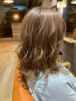 アルーシェ 平井(Alushe)&nbsp;ナチュラルベージュ『Ａｌｕｓｈｅ平井』