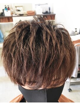 オレンチメンズヘアー(ORENCHI MEN'S HAIR) マッシュ、束感、厚め刈り上げ、ローフェードツーブロック　O2