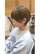 チリンバイロストシティー(Chillin by LOSTCITY)&nbsp;ショートボブ髪質改善インナーカラーブリーチ白髪ぼかし