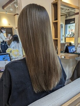ヘアリゾート粋 ウナム 新宿東口店(enam) 透明感イルミナカラー×艶髪ストレート