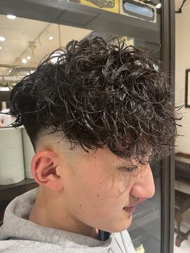 ヒロギンザ 大阪本店(HIRO GINZA) スペインカール×フェードスタイル