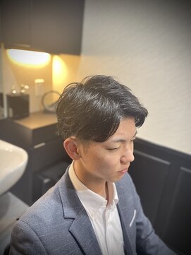 プラウド(PROUD) アップバングショート【ツーブロック刈り上げ黒髪短髪】