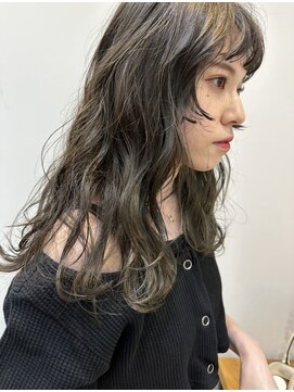 ノットバイベル 大宮(knot by belle) オリーブカラー＊個性的くるくるパーマ