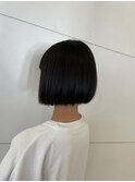 タッセルボブ 前下がりボブ 黒髪