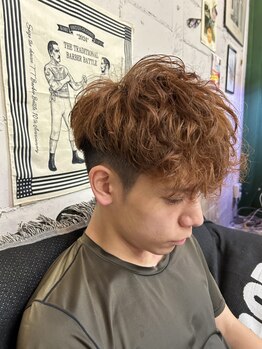 フッドウルフ(HOODWOLF)の写真/お手入れ簡単で忙しい朝もキマる再現性の高いパーマが大人気◎あなたに一番似合うパーマをご提案します♪