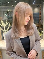 サンク 原宿 表参道(cinq)&nbsp;原宿ミルクティーベージュブリーチハイトーンカラーダブルカラー