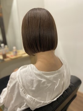 ヘアースタジオ ゼン カロン(Hair studio Zen kalon) 切りっぱなしボブ