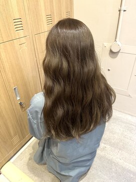 ローレンジウ(LOREN JU) 名駅/名古屋駅/学割U24/レイヤーカット/オージュア/ダブルカラー