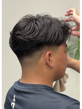 ヘアーラボ 樟葉(Hair Labo) リアル海外グラデーションヘア スキンフェード 枚方 南楠葉