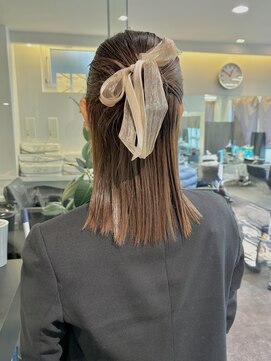 ケンジ 横浜(KENJE) ハーフアップ/タイトヘア/カチモリヘア/お呼ばれヘア