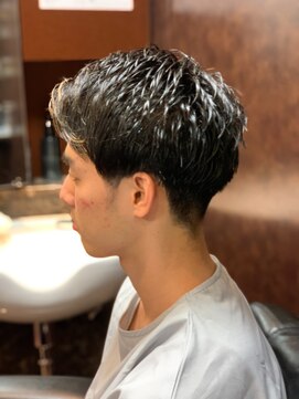 ヒロギンザ 新橋日比谷口店(HIRO GINZA) カジュアル七三スタイル