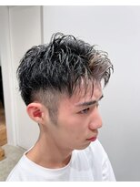 ライラ(Lyla)&nbsp;guest style アップバングポイントカラーホワイトハイライト