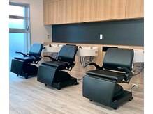 トリニティ(TRINITY&Co.)の雰囲気（昔ながらのサイドシャンプーの導入にしております）