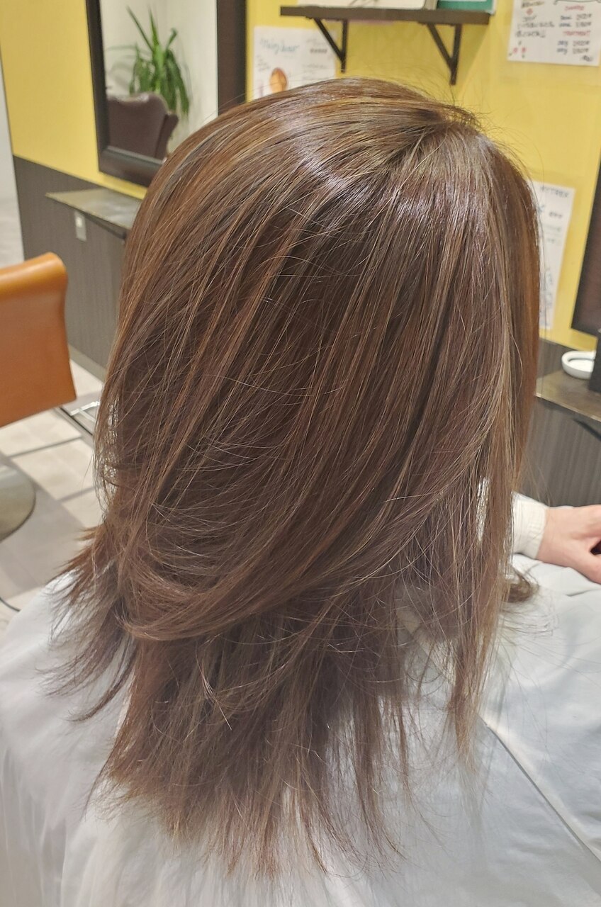 イケおじ確定☆メンズセミロングヘアの立体感メッシュカラー