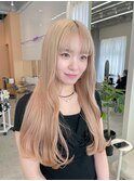 ブロンド / 抜きっぱなし / ロングヘア