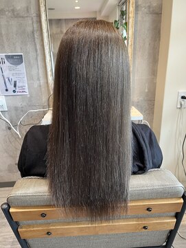 パダ(PADA) 透明感グレージュ♪