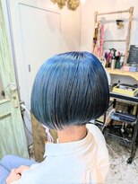 キミ(kimi)&nbsp;【kimi自由が丘】ダブルカラー×ブルー×ボブ×ブリーチカラー