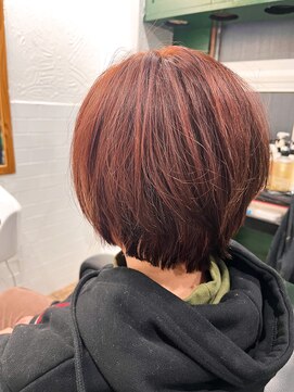 ピンクベージュ