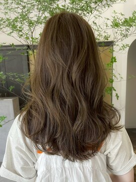 ヘアーアイスカルテット(HAIR ICI QUARTET) 大人可愛いオリーブブラウンブリーチなし透明感ロング